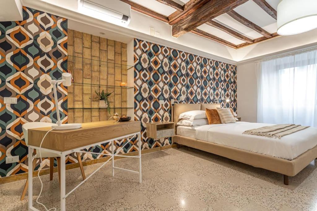 Appartamento Home Ripa 99 Рим Екстериор снимка