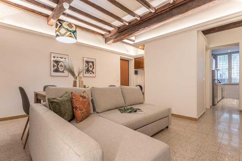 Appartamento Home Ripa 99 Рим Екстериор снимка